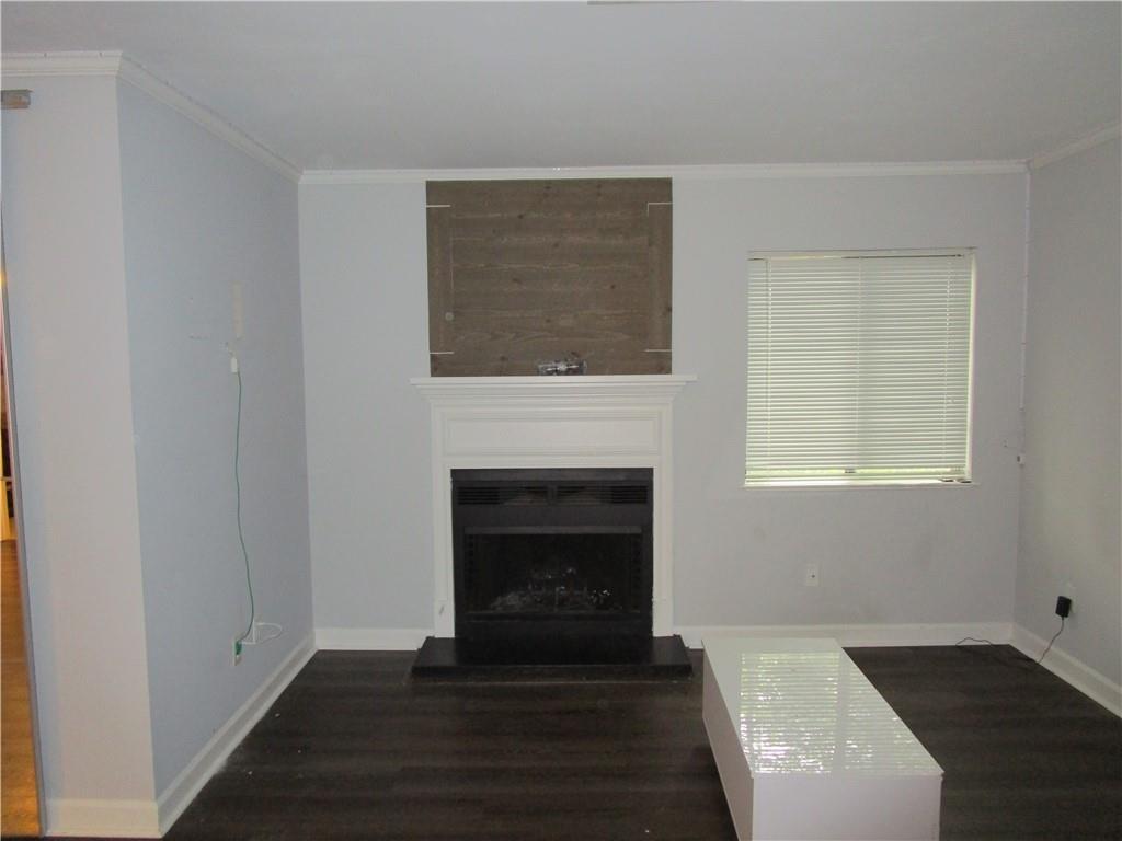 4003 Wingate Way Sandy Springs, GA 30350 - Photo 3 of 29