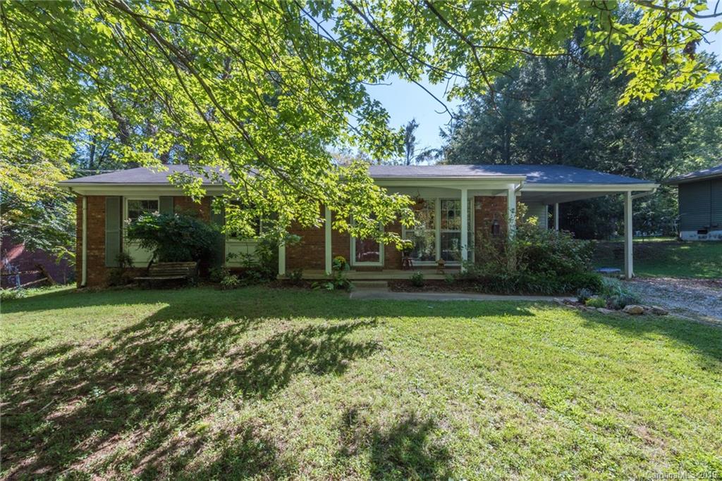 73 Grandview Road Asheville, NC 28806 - Photo 1 of 26 Gallery Image 1