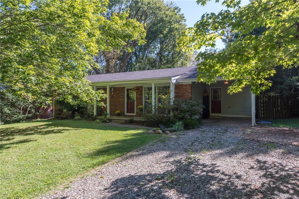 73 Grandview Road Asheville, NC 28806 - Photo 2 of 26 Gallery Image 2