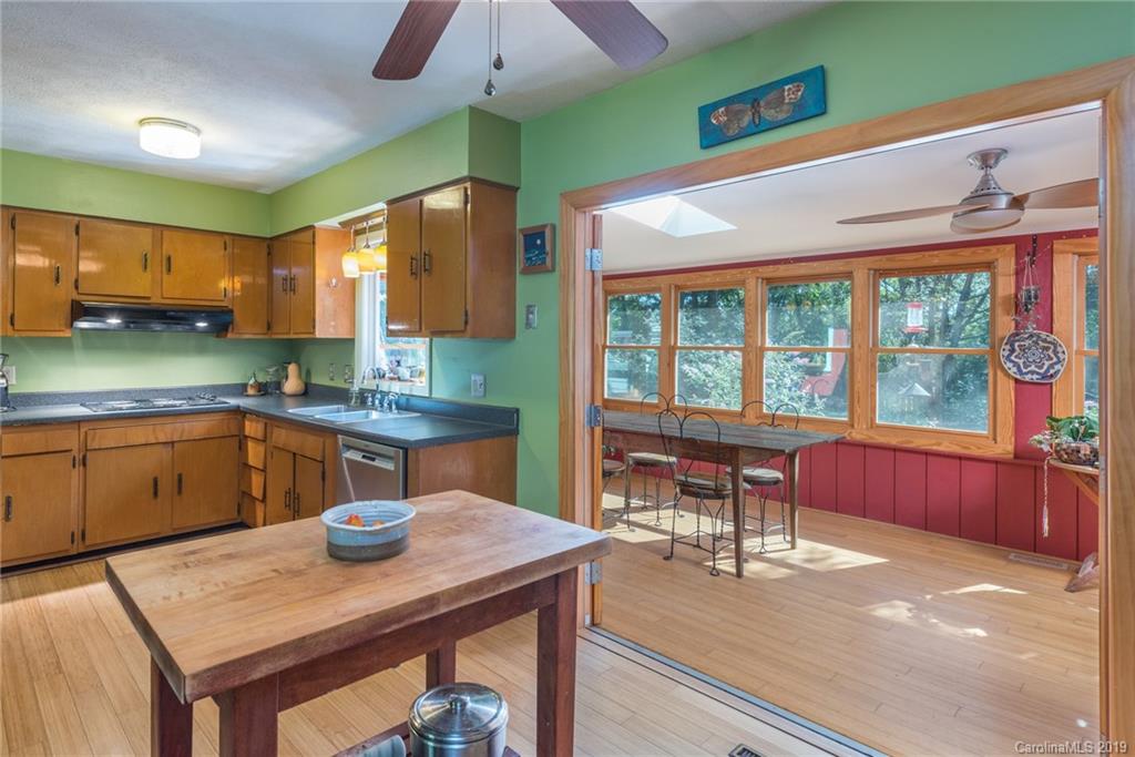 73 Grandview Road Asheville, NC 28806 - Photo 12 of 26 Gallery Image 12