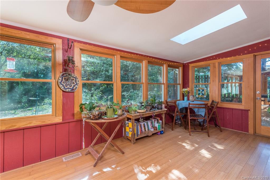 73 Grandview Road Asheville, NC 28806 - Photo 14 of 26 Gallery Image 14