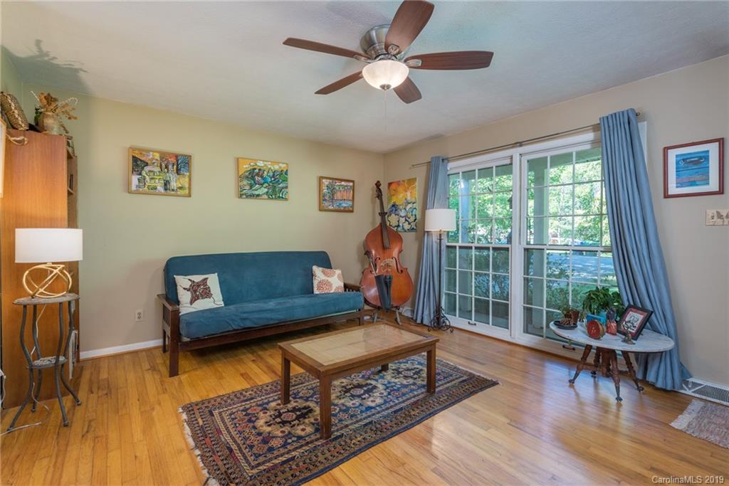 73 Grandview Road Asheville, NC 28806 - Photo 3 of 26 Gallery Image 3