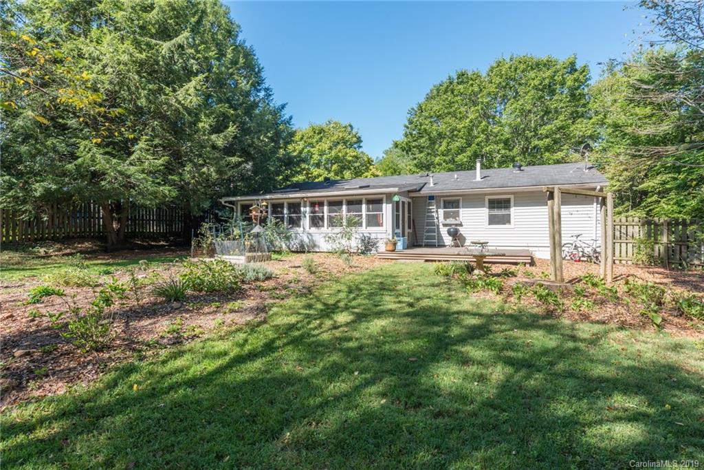 73 Grandview Road Asheville, NC 28806 - Photo 25 of 26 Gallery Image 25
