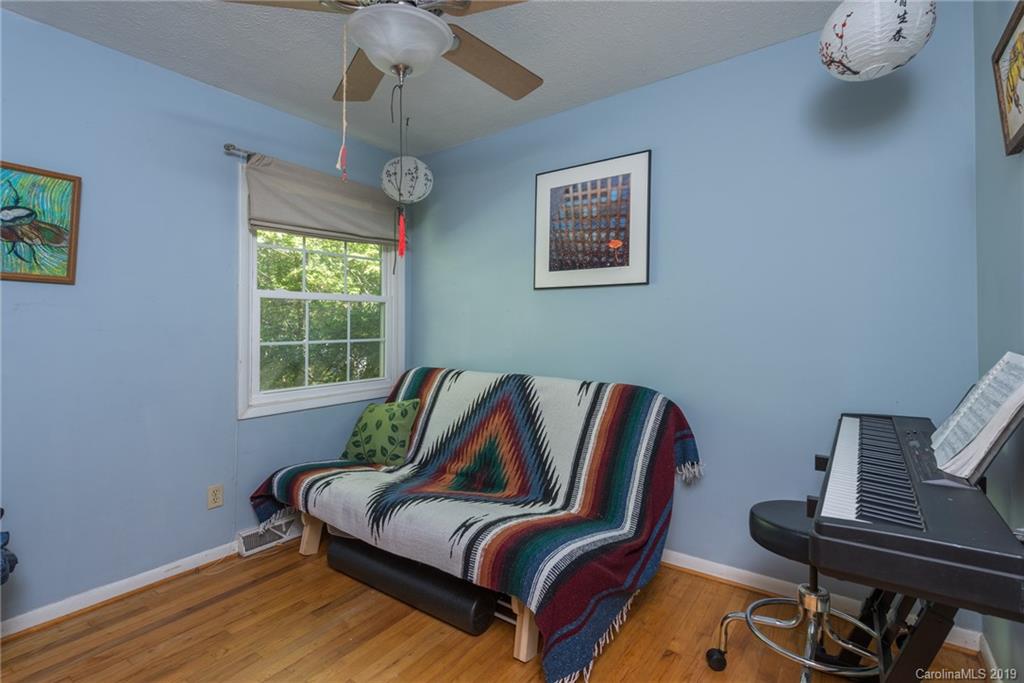73 Grandview Road Asheville, NC 28806 - Photo 6 of 26 Gallery Image 6