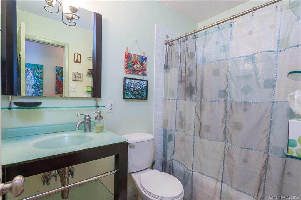 73 Grandview Road Asheville, NC 28806 - Photo 8 of 26 Gallery Image 8