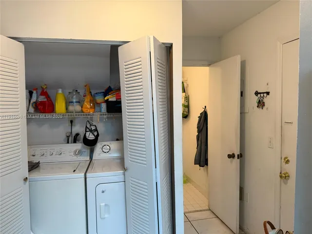 a view of walk in closet