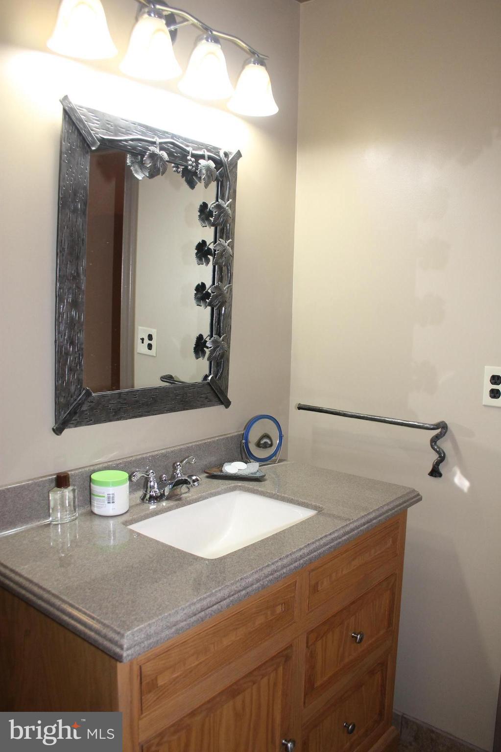 64 Castle Mountain Road Castleton, VA 22716 - Photo 19 of 29 Full bathroom