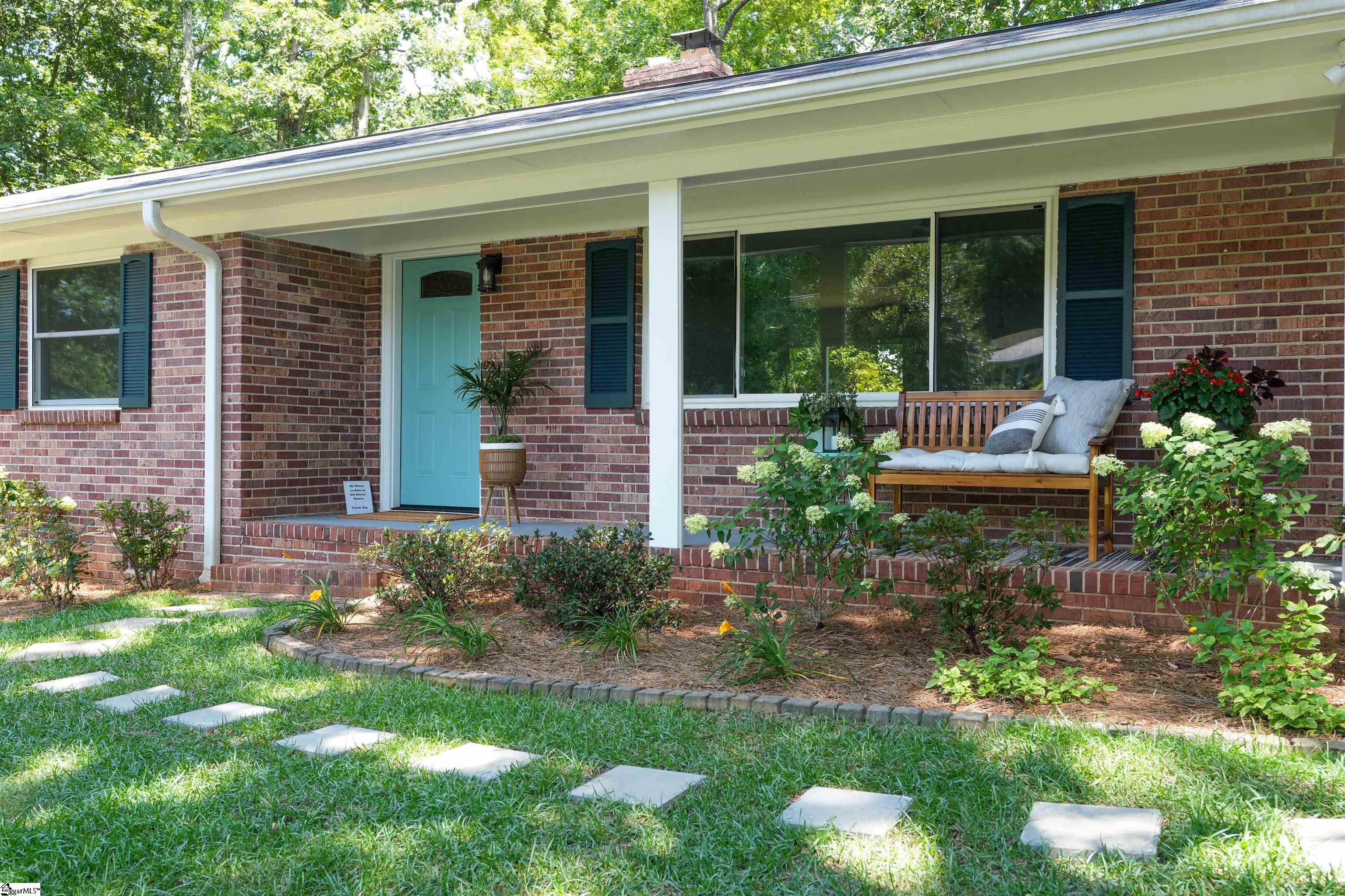 545 Rockmont Road Greenville, SC 29615 - Photo 1 of 24 Gallery Image 1