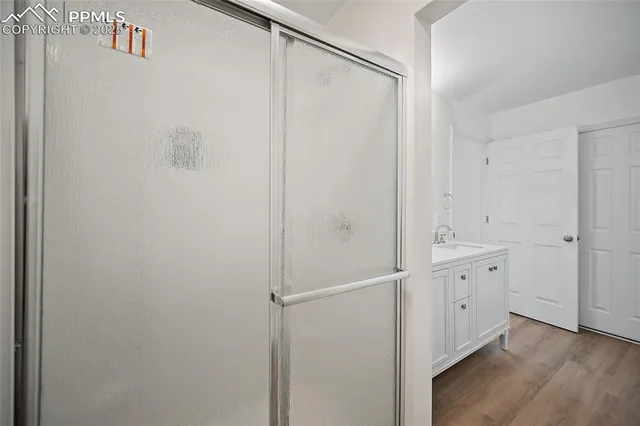 a view of bathroom with shower