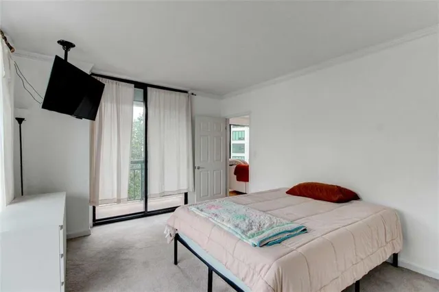 $320,000 | 3481 Lakeside Drive Northeast, Unit 902, Atlanta, GA 30326