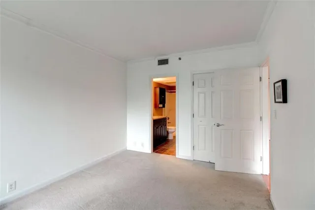 $320,000 | 3481 Lakeside Drive Northeast, Unit 902, Atlanta, GA 30326