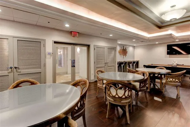 $320,000 | 3481 Lakeside Drive Northeast, Unit 902, Atlanta, GA 30326