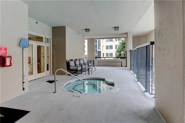 $320,000 | 3481 Lakeside Drive Northeast, Unit 902, Atlanta, GA 30326