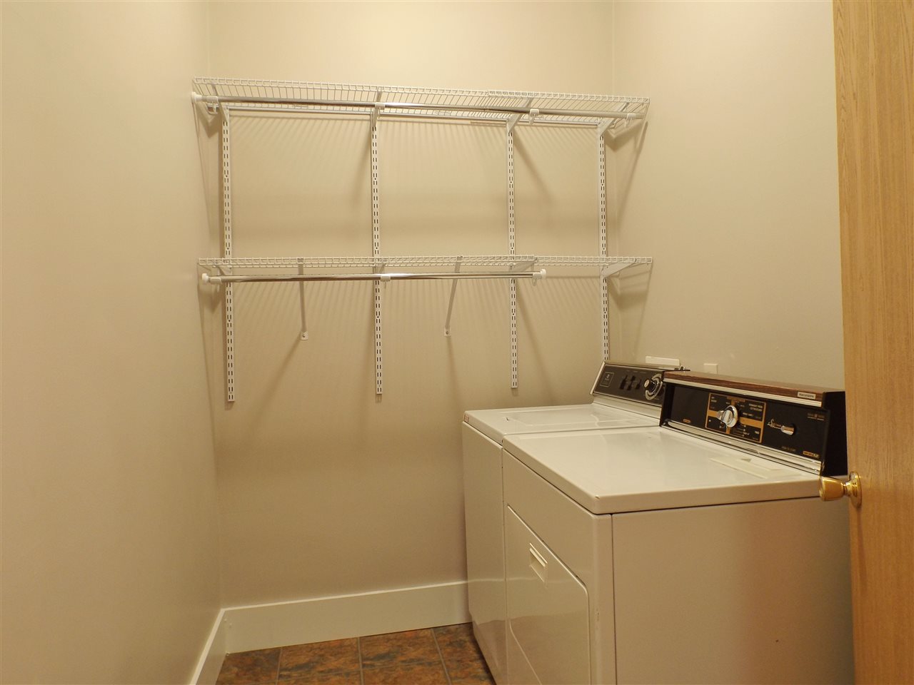 311 East Oak Street Butler, IN 46721 - Photo 20 of 25