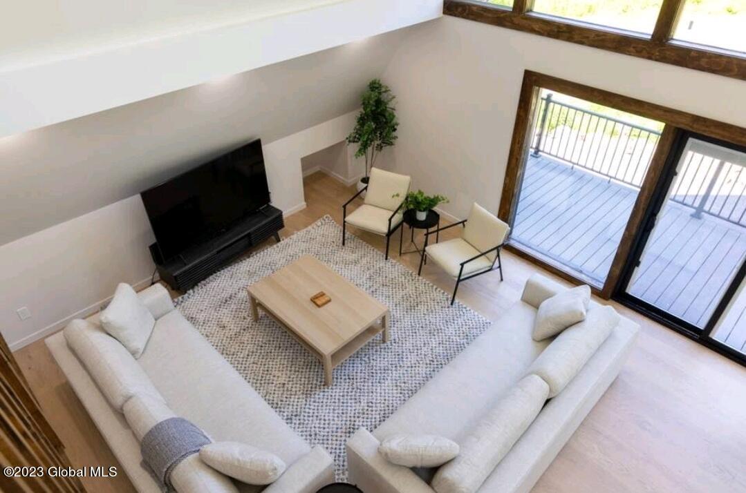 686 Green Lake Road Athens, NY 12414 - Photo 14 of 33 Screenshot_20231110_113224_Airbnb