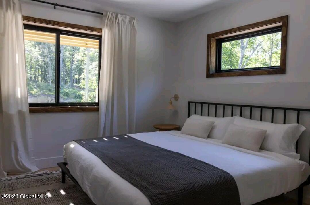 686 Green Lake Road Athens, NY 12414 - Photo 20 of 33 Screenshot_20231110_113429_Airbnb