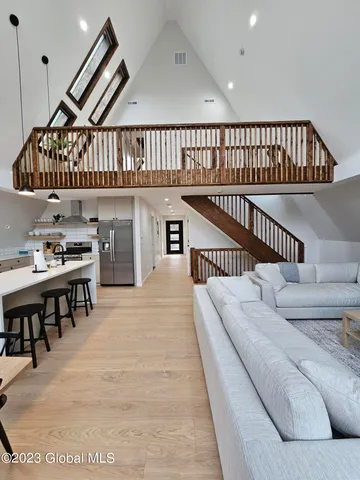 $925,000 | 686 Green Lake Road, Athens, NY 12414