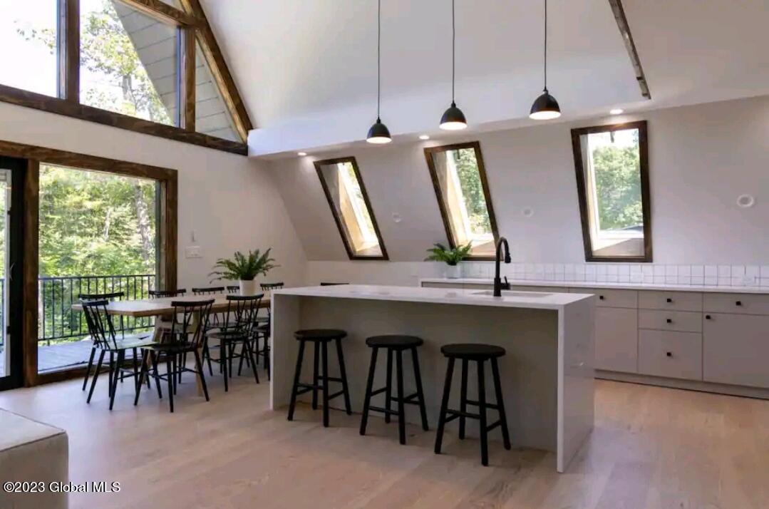 686 Green Lake Road Athens, NY 12414 - Photo 4 of 33 Screenshot_20231110_113313_Airbnb