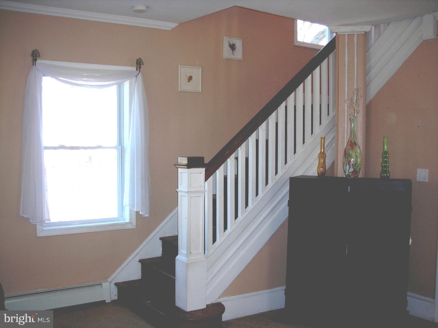 32 South Cedar Brook Road Sicklerville, NJ 08081 - Photo 17 of 22 Living Room