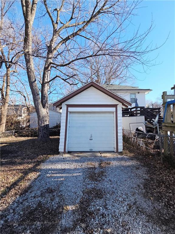 421 South Main Street Independence, MO 64050 - Photo 7 of 35