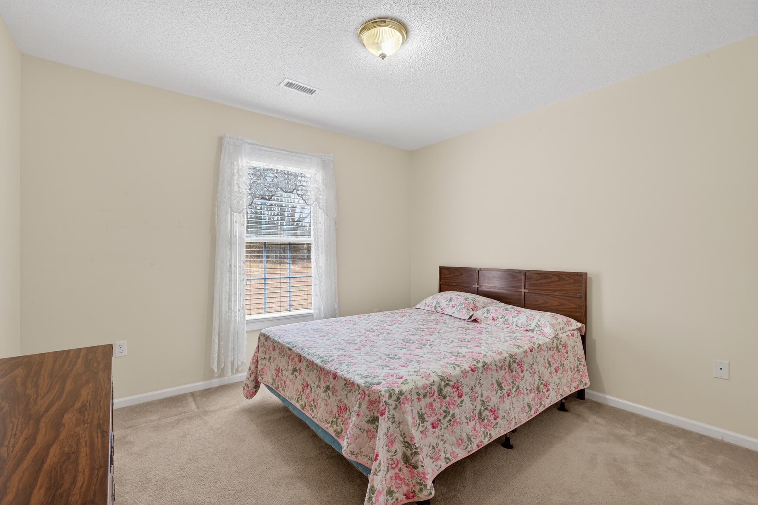 105 Falcon Lane Chesnee, SC 29323 - Photo 19 of 35