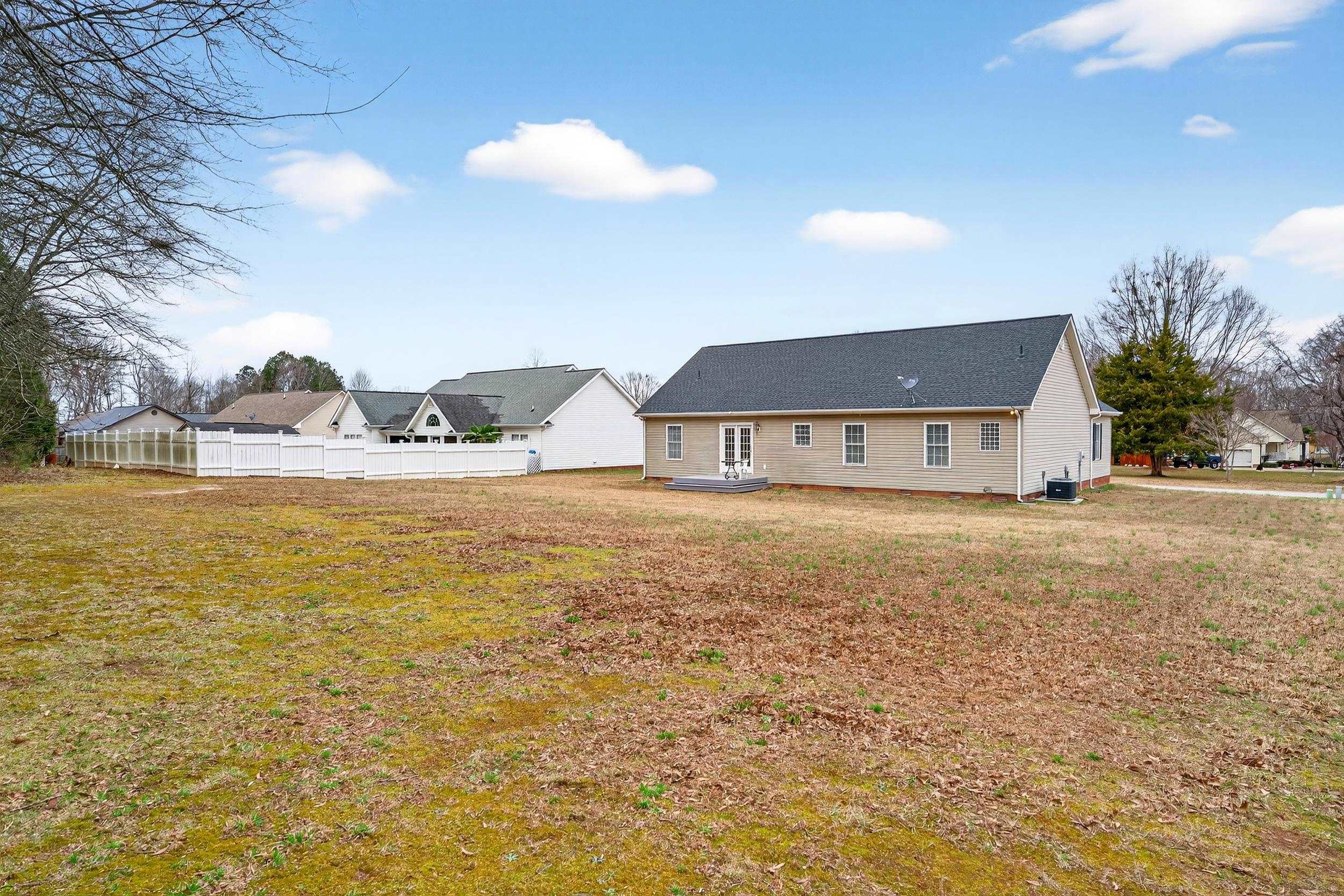 105 Falcon Lane Chesnee, SC 29323 - Photo 24 of 35