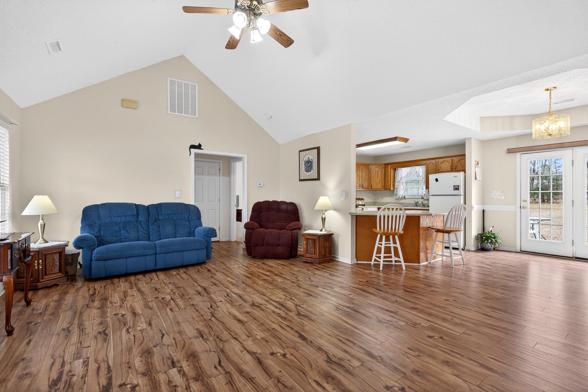 105 Falcon Lane Chesnee, SC 29323 - Photo 5 of 35