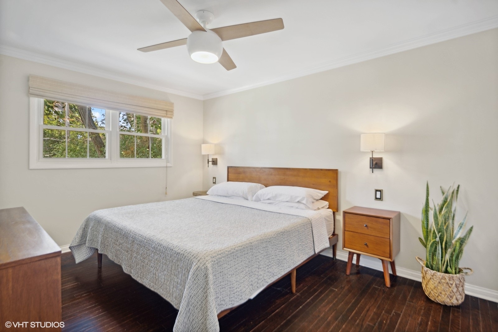 120 North Lambert Road Glen Ellyn, IL 60137 - Photo 15 of 30 a bedroom with a bed table dresser and a window