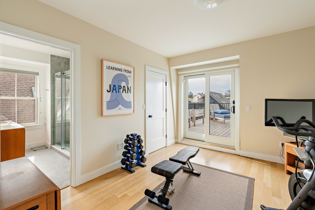 12 Putnam Street, Unit B Somerville, MA 02143 - Photo 22 of 27