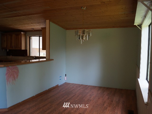 12912 Wallace Road Southeast Olalla, WA 98359 - Photo 11 of 25 Gallery Image 11