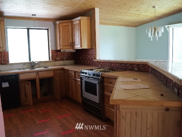 12912 Wallace Road Southeast Olalla, WA 98359 - Photo 22 of 25 Gallery Image 22
