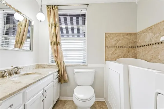 $399,000 | 4414 Karen Avenue, Jefferson, LA 70121