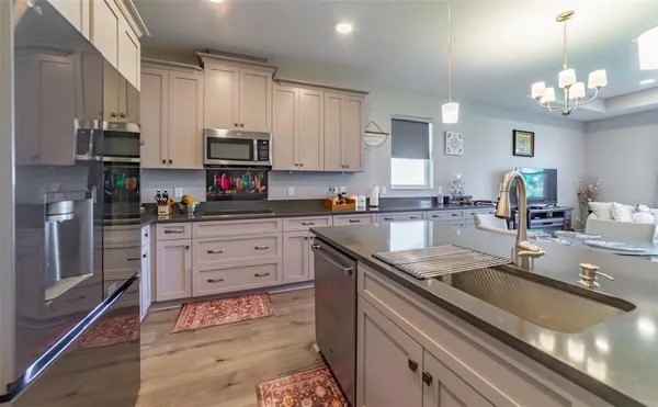 $3,150 | 5820 Timberdale Avenue, Wesley Chapel, FL 33545