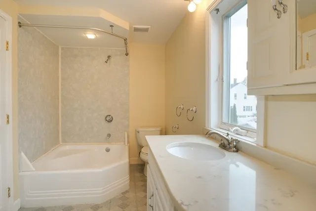 $459,000 | 5 Hayes Street, Unit 5, Maynard, MA 01754