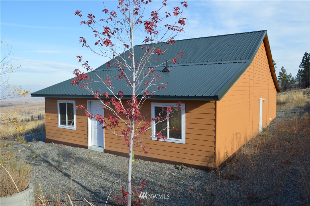 24 Bronco Lane Riverside, WA 98849 - Photo 2 of 22 Gallery Image 2