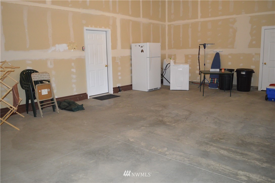 24 Bronco Lane Riverside, WA 98849 - Photo 11 of 22 Gallery Image 11