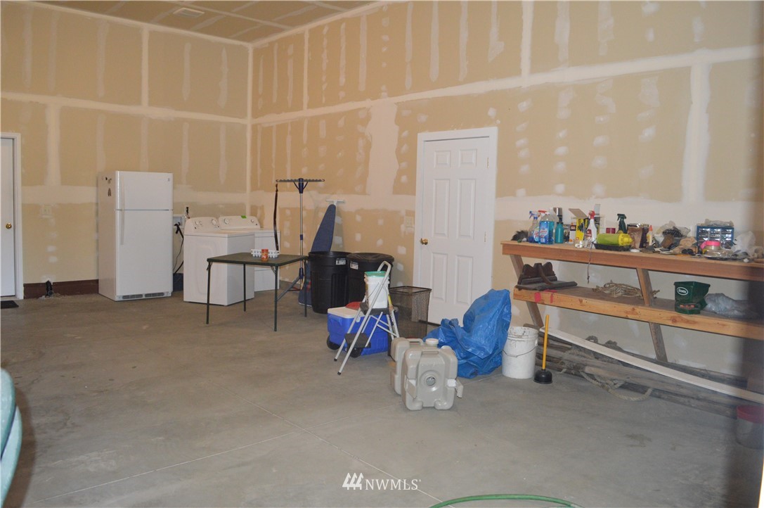 24 Bronco Lane Riverside, WA 98849 - Photo 12 of 22 Gallery Image 12
