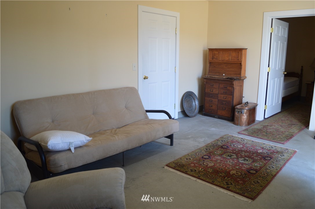 24 Bronco Lane Riverside, WA 98849 - Photo 8 of 22 Gallery Image 8