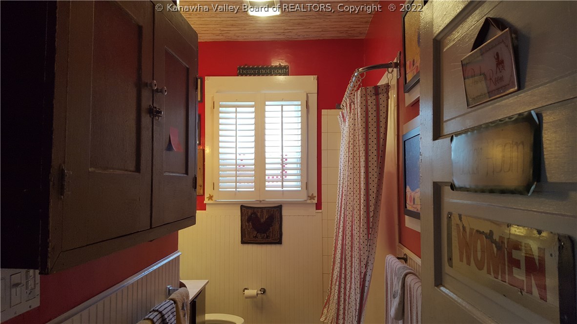 1037 Valley Road Charleston, WV 25302 - Photo 11 of 18 Gallery Image 11