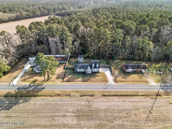 $285,000 | 4161 Middle Road, Trenton, NC 28585