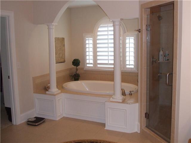 2183 Finchley Road Carmel, IN 46032 - Photo 14 of 24 Gallery Image 14