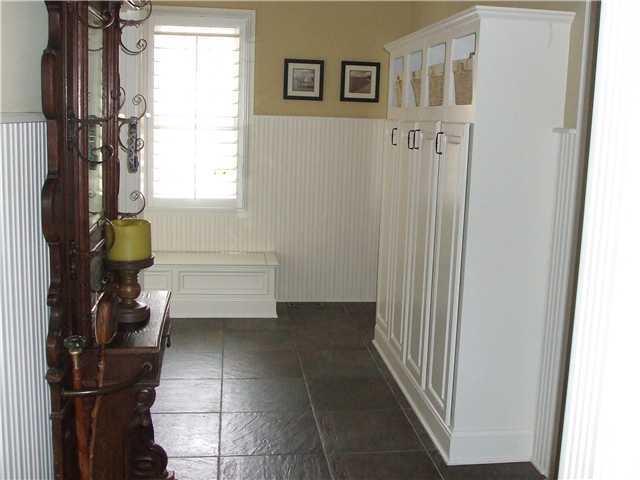 2183 Finchley Road Carmel, IN 46032 - Photo 8 of 24 Gallery Image 8
