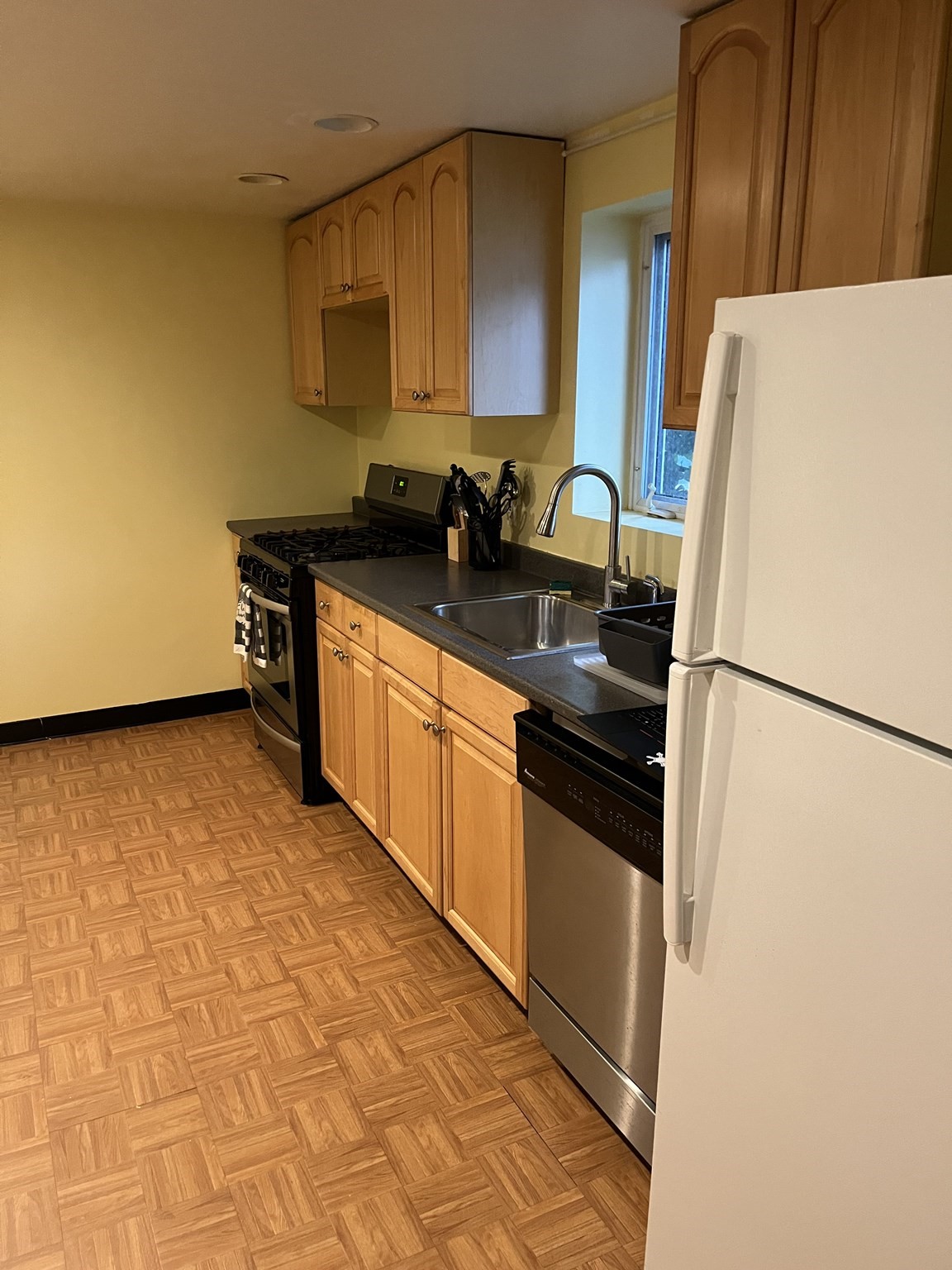 2 Bayard Street, Unit 2 Dedham, MA 02026 - Photo 6 of 6 Gallery Image 6