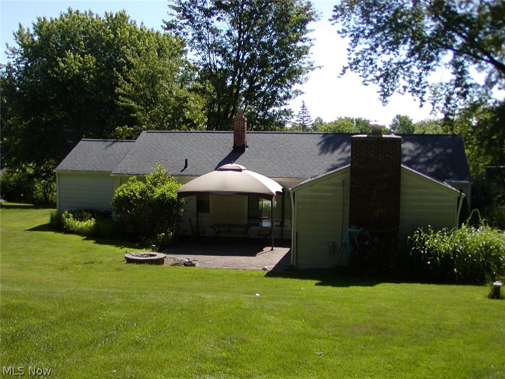 1818 Ridge Road Hinckley, OH 44233 - Photo 7 of 16