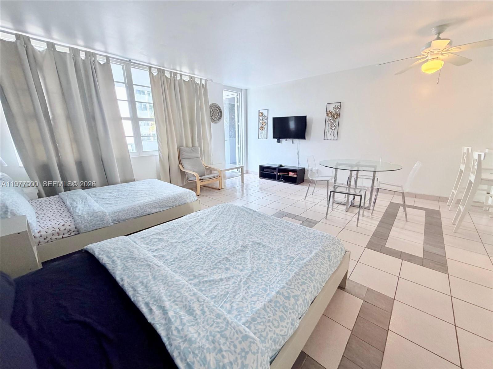 100 Lincoln Road, Unit 304 Miami Beach, FL 33139 - Photo 3 of 10 Photo 3
