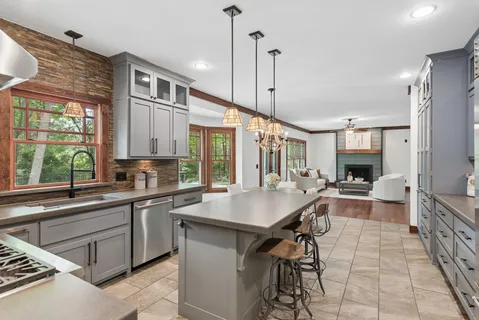 $1,250,000 | 901 Creekwood Court, Brentwood, TN 37027