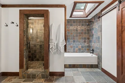 $1,250,000 | 901 Creekwood Court, Brentwood, TN 37027