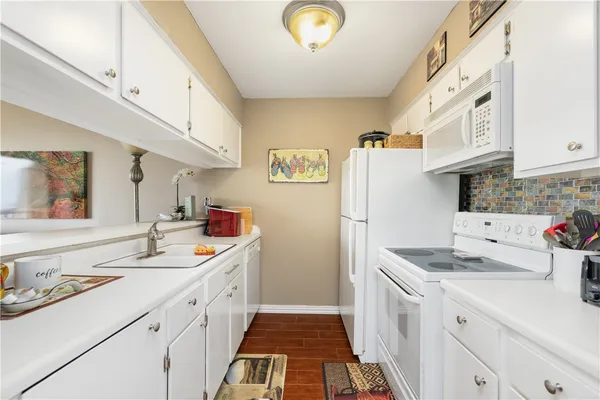 $139,000 | 12600 Melville Drive, Unit 326B, Montgomery, TX 77356