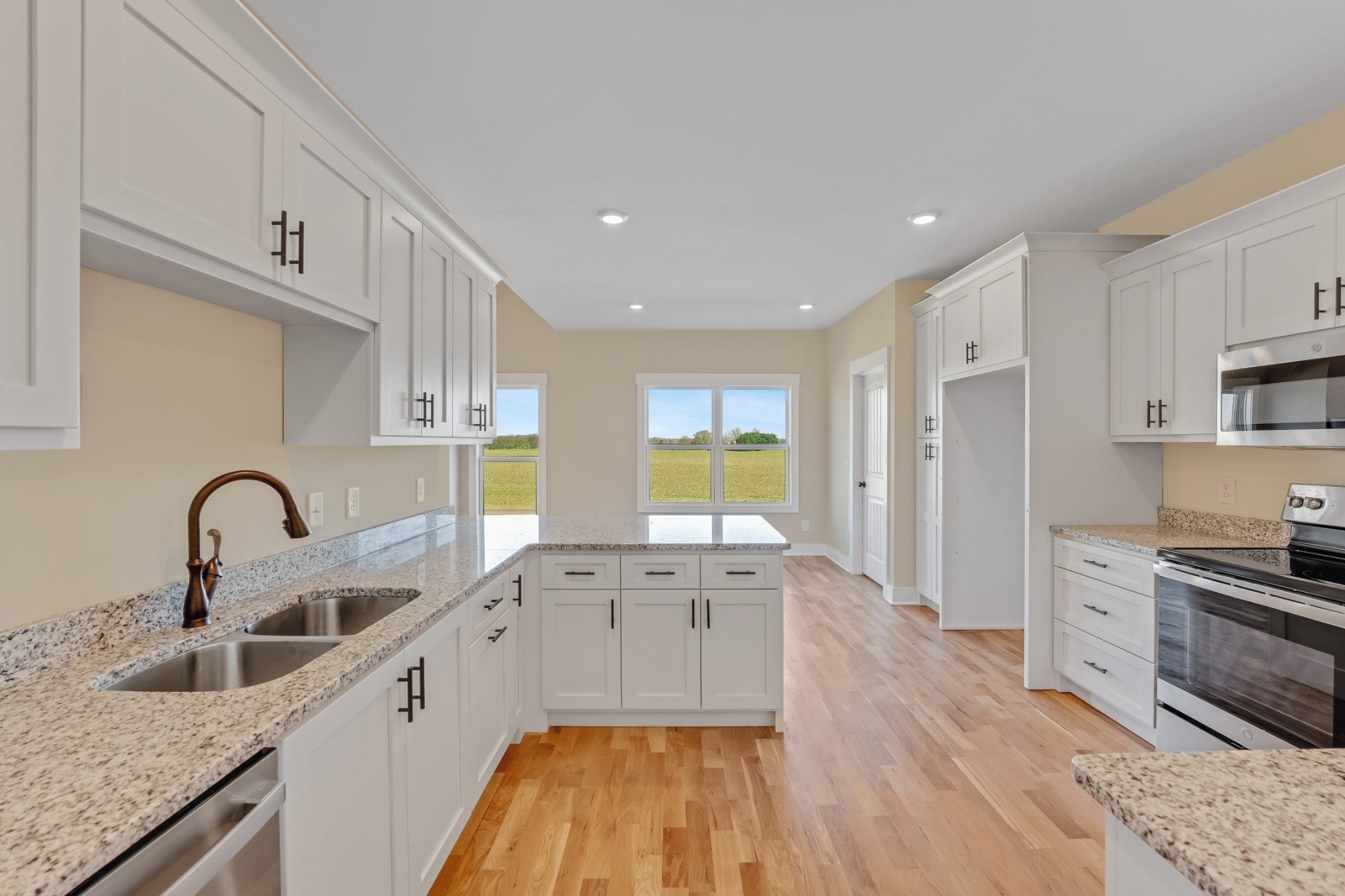5395 Roy Holman Road Springfield, TN 37172 - Photo 13 of 23 Gallery Image 13