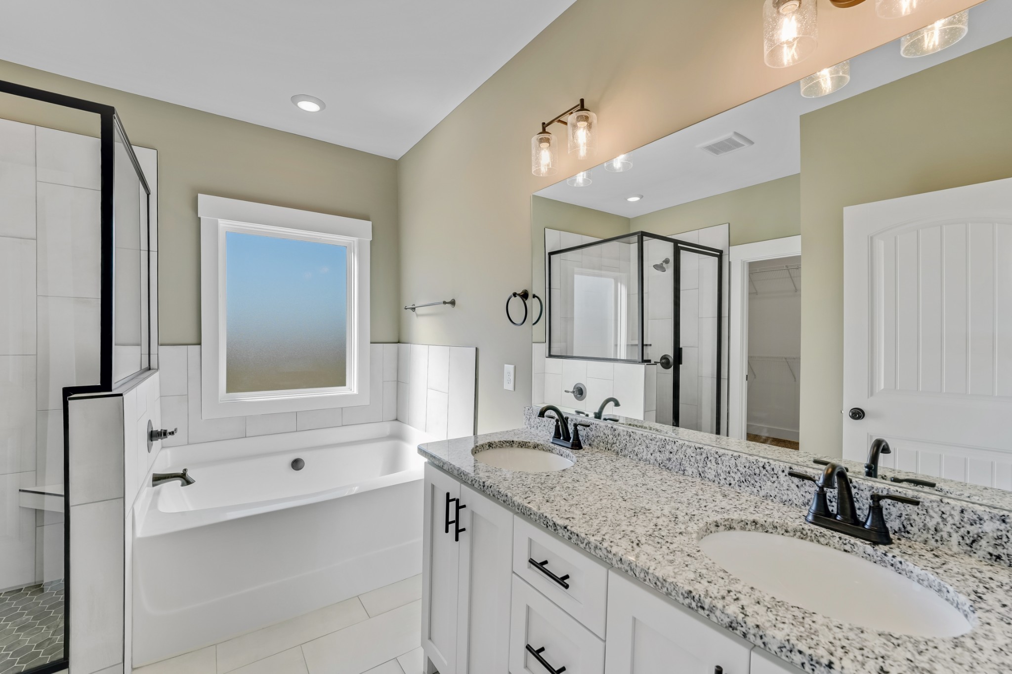 5395 Roy Holman Road Springfield, TN 37172 - Photo 16 of 23 Gallery Image 16